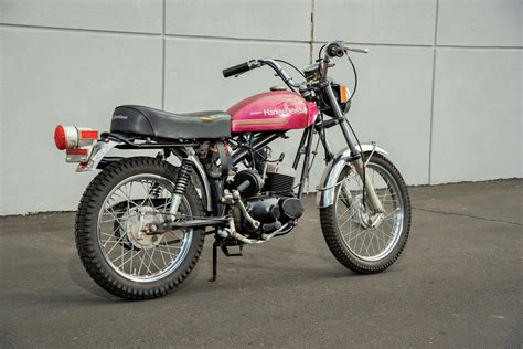 Jackie Earle Haley on a 1975 Harley Davidson Z90 in。